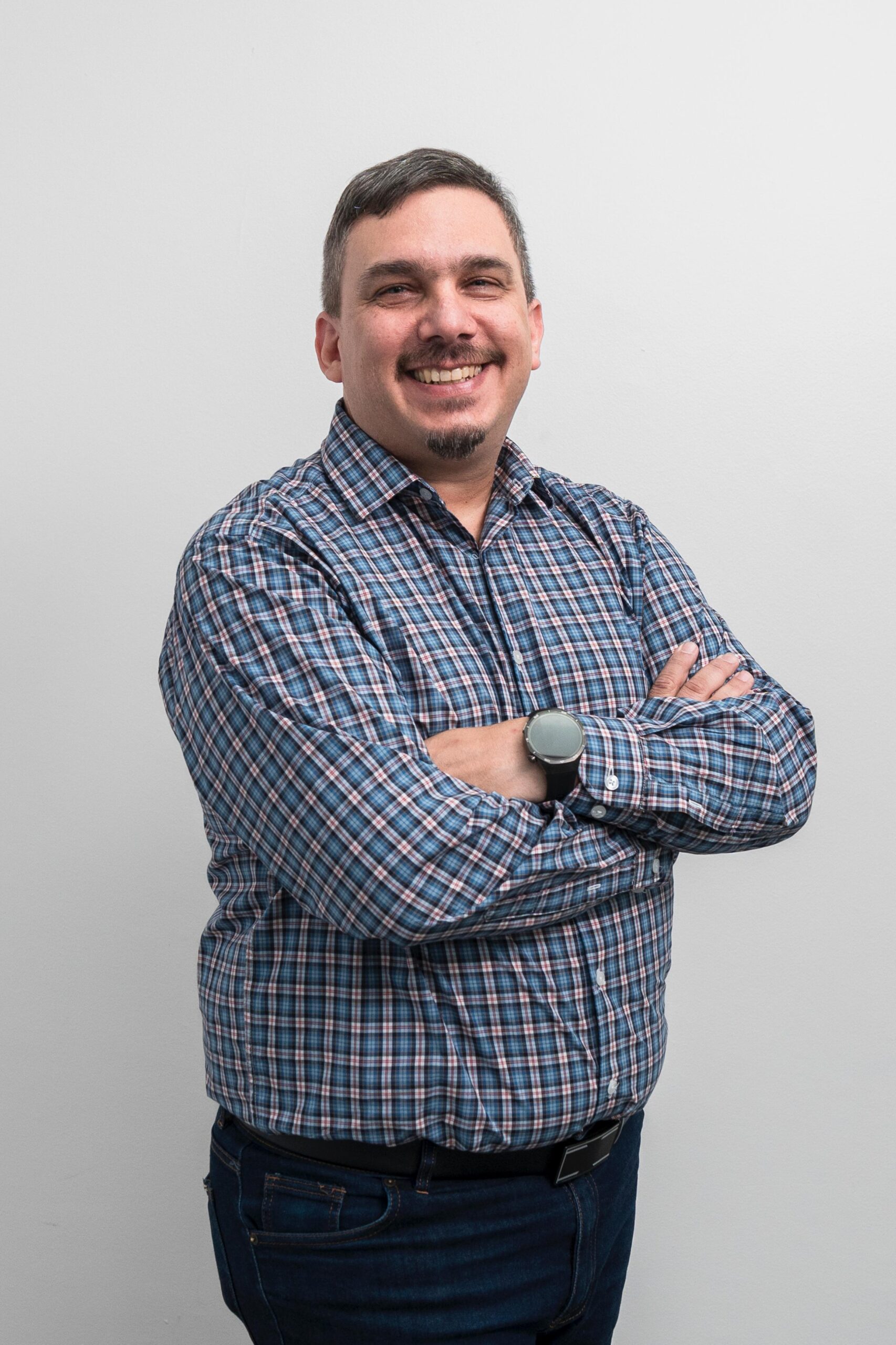 ING. HÉCTOR ARIEL BÁEZ